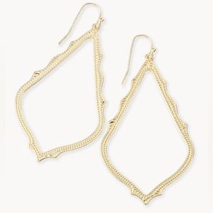 Kendra Scott Sophee Drop Earrings in Gold